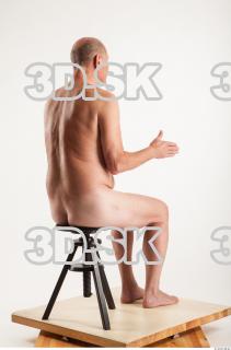 Sitting pose of nude Ed 0012